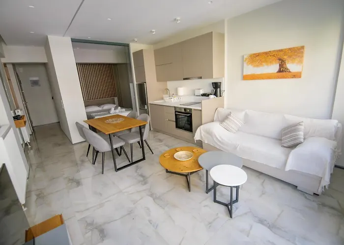 Dreamy Apartment City Center 10 Thesbnbgr