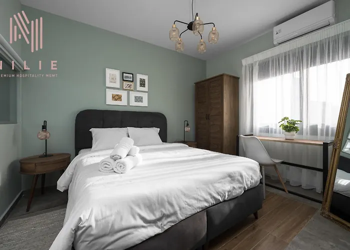 Okto Penthouse, Nilie Hospitality Mgmt