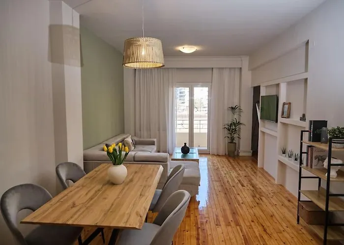 “The Elysian” City Center Apartment