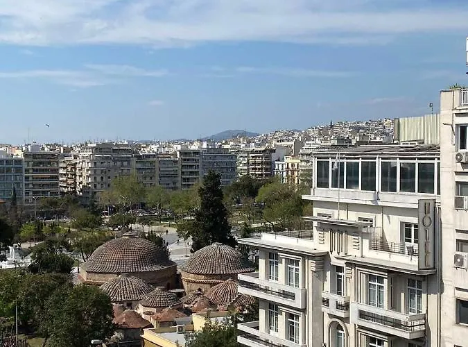 Gnaios Penthouse