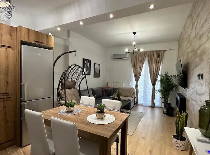 Thanos Luxurious Apartment
