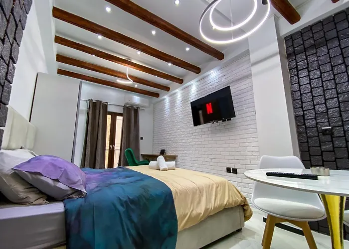 St. Tatti Luxury Studio