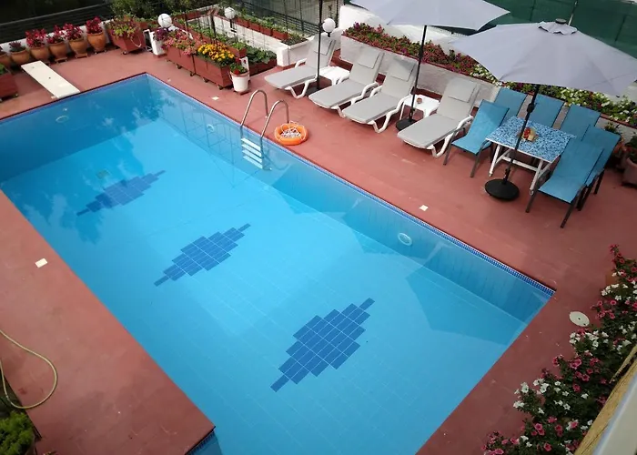 Villa In Panorama, Thessaloniki, With A Swimming Pool. Host: Mr. George