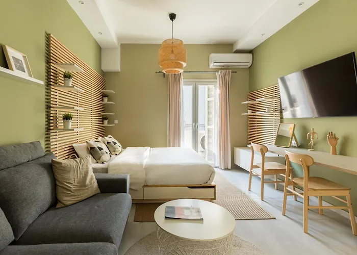 Olive Tree By Halu!, Suite In Aristotelous Square