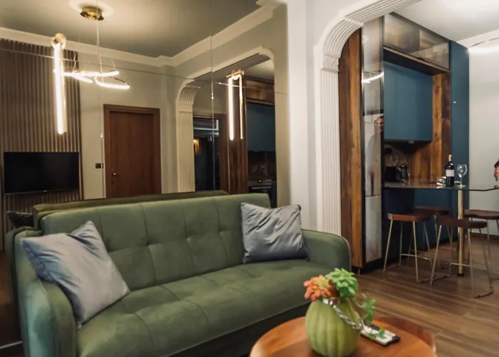 Individualliving 1 Excellent Central Location !!!