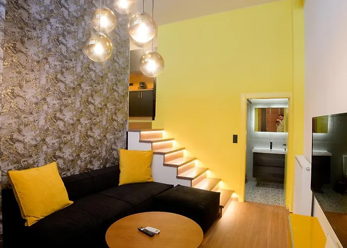 Luxenest Apartment