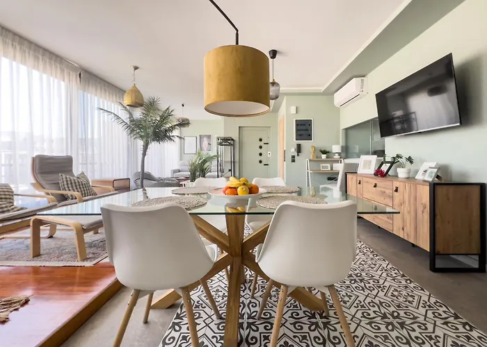 Homevision Okto Penthouse View - Super Central