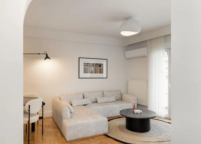 Dolly By Halu!, Apartment With Private Parking