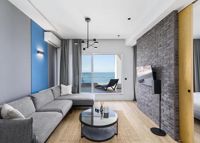 Oddity Seafront Penthouse Apartments