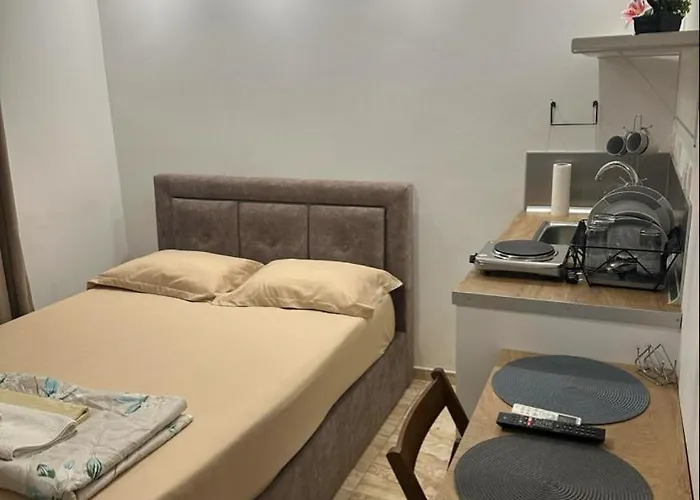 Dimitris Center Apartment