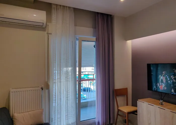 Luxury Suites With King-Sized Bed