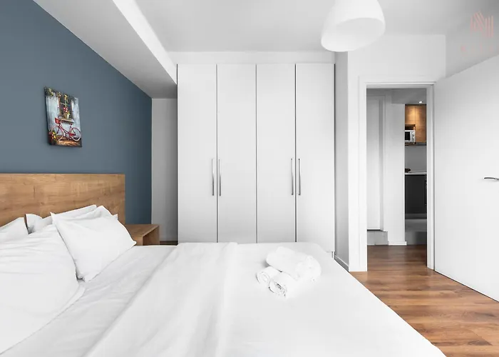 Grigio, Nilie Hospitality Mgmt