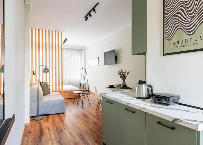 Elcada Apartments-Downtown