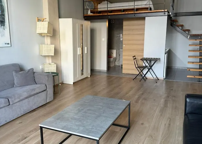 Thess Rooms Georgiou Katechaki 13