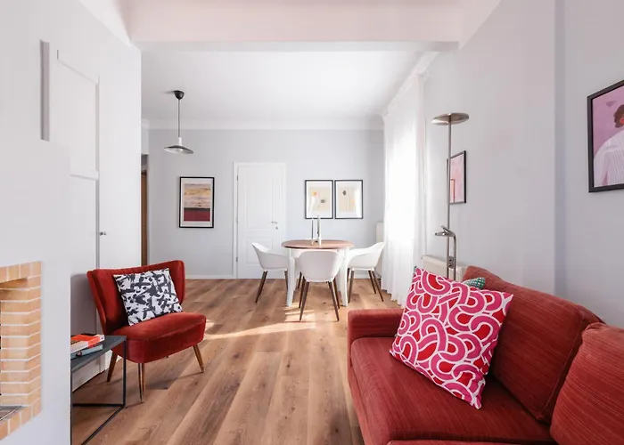 F & B Collection - Frida & Carlo - Flat For 4