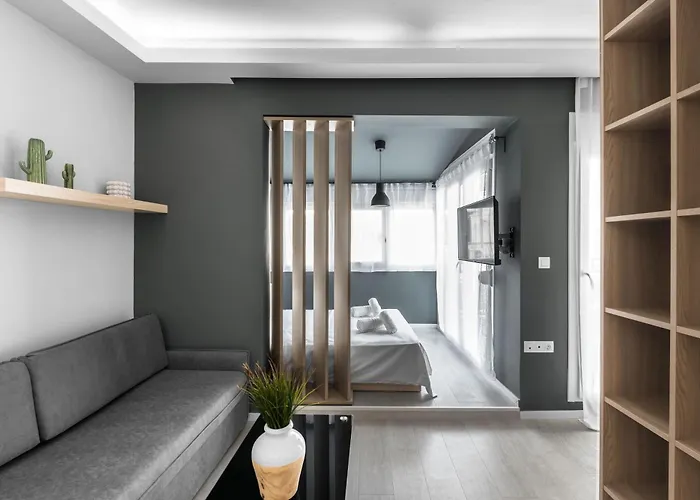 Denizen Boutique Apartments, Nilie Hospitality Mgmt