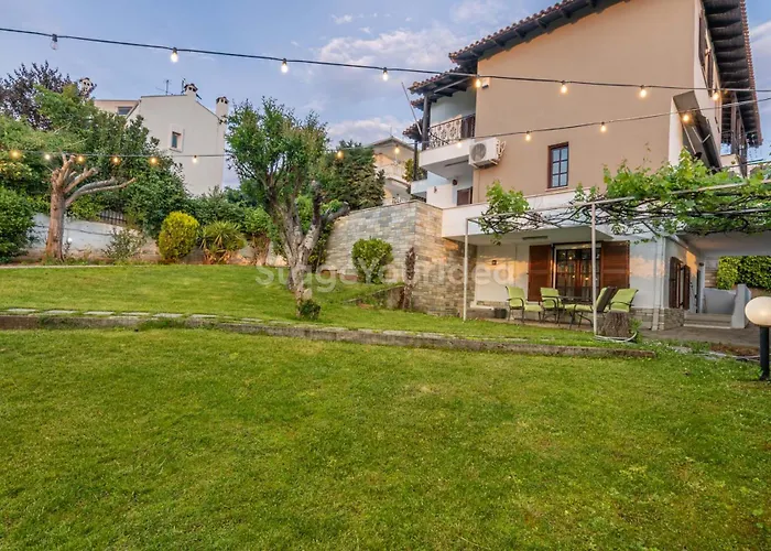 Traditional Villa Appartment With Garden, Also For Gatherings ,15 Minutes From Thessaloniki Airport