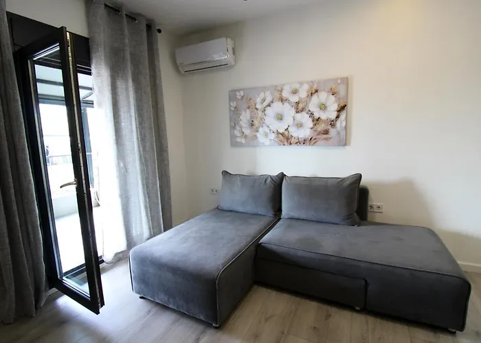 Raise Thessaloniki Avocado Suites