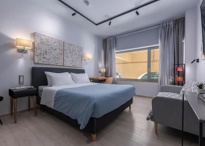 Square Elegant Suites