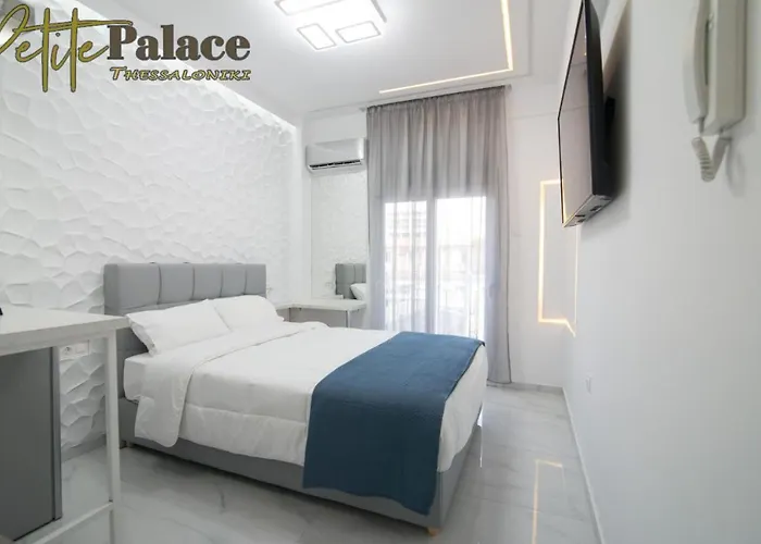 Petite Palace Aristotelous 3