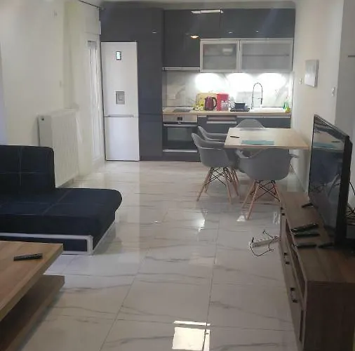 Relax In 90Sqm Close To Airport ,Shoping,Embriolab Seaside