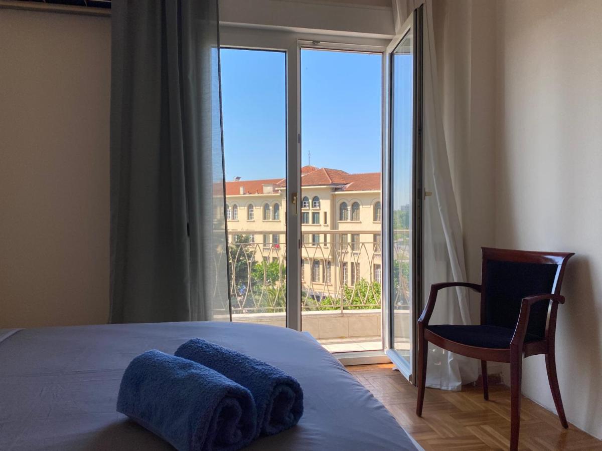Houseloft Forum Grand Square Apartment *