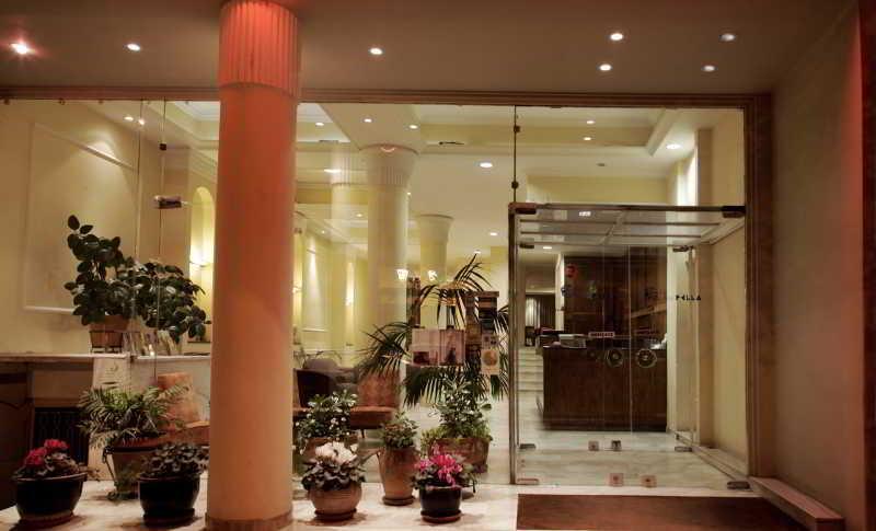 Pella Hotel 2*