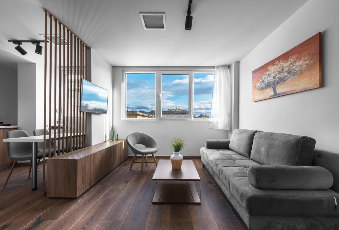 Ultima, Nilie Hospitality Mgmt Apartment *