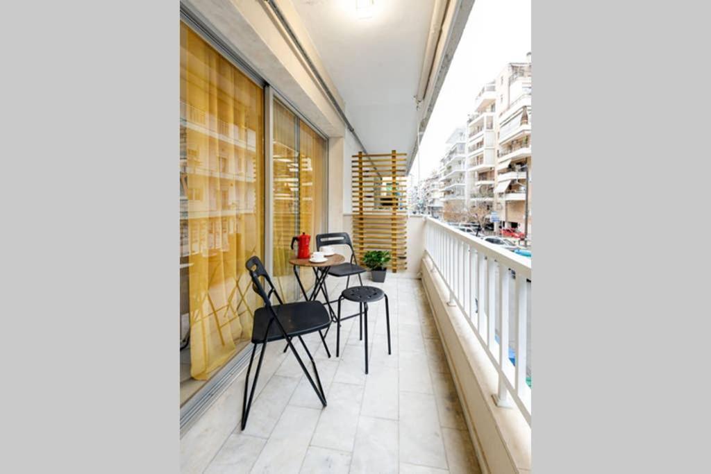 Spacious Stylish Up To 4ppl Close To Centre Apartamento Tessalónica