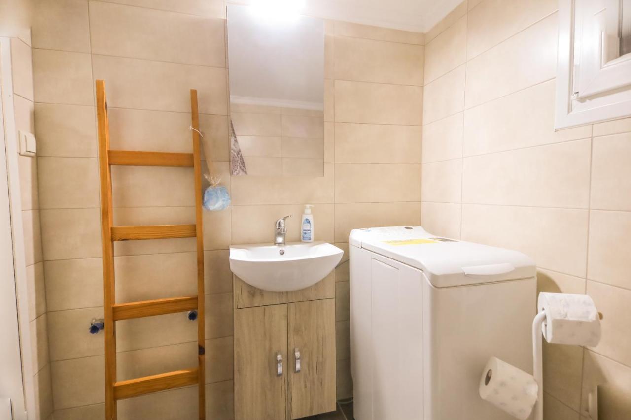Quiet, Fully Refurbished In *