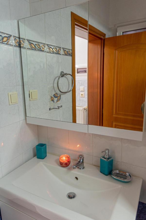 Foteini Apartment *