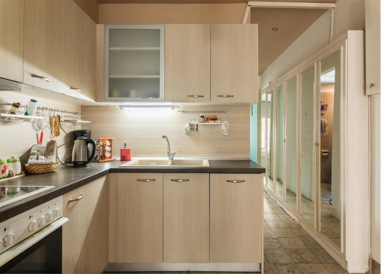 Apartment 2bd- Perfect Location With Square View Thessaloniki