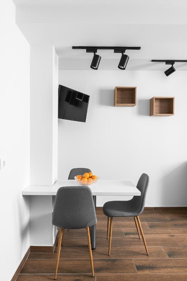Ultima, Nilie Hospitality Mgmt Thessaloniki