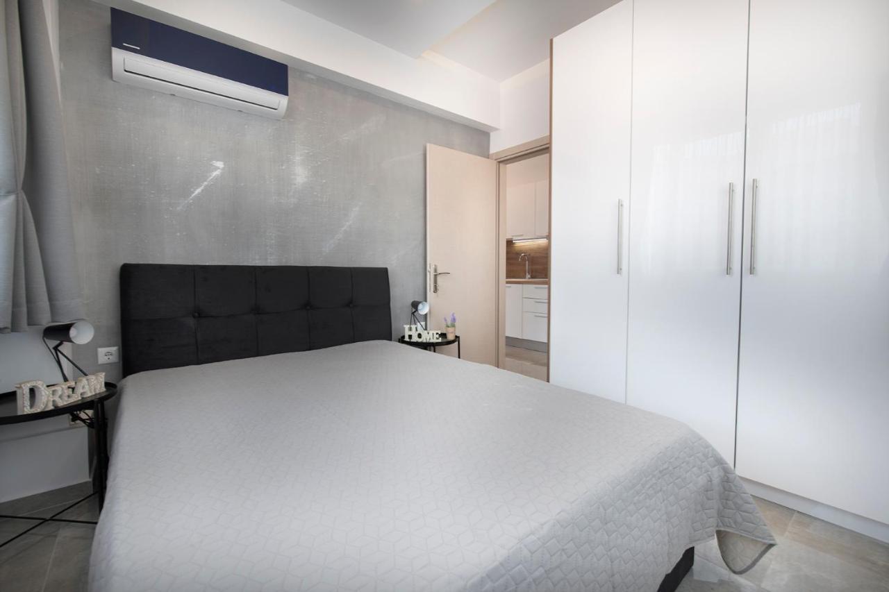 J Villara's Luxury