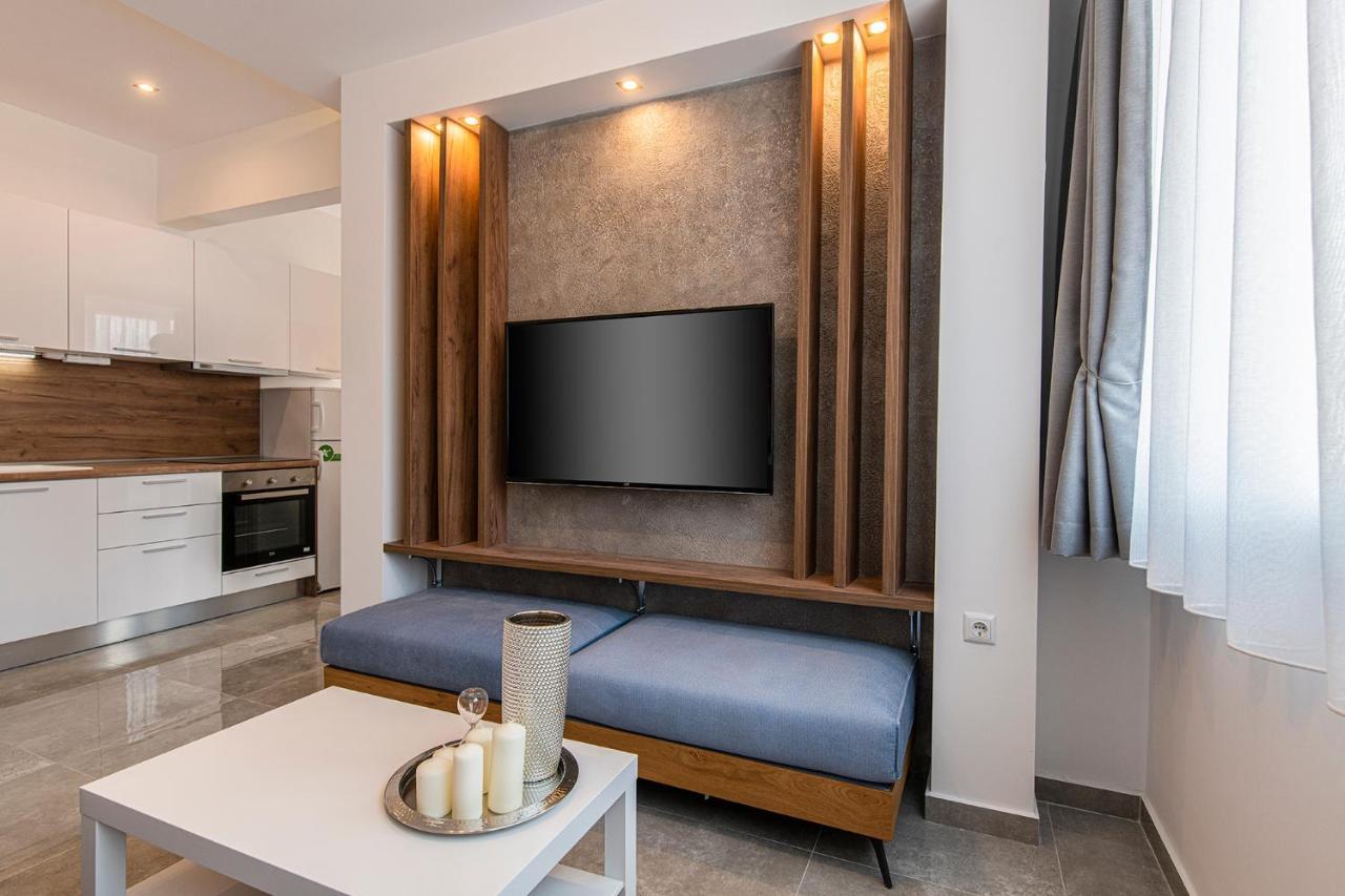 J Villara's Luxury Thessaloniki