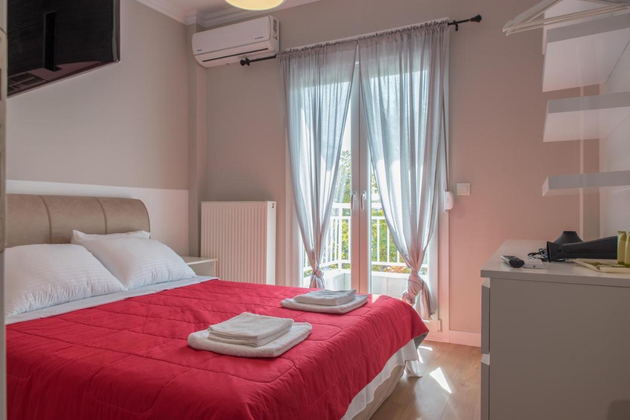 Modern Style Near The Train Station Apartment Thessaloniki