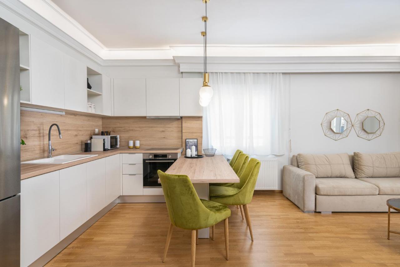 White Armonia Apartment Thessaloniki