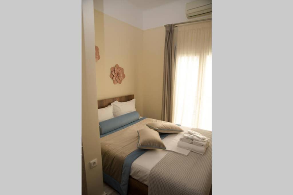Strata Deluxe Apt.