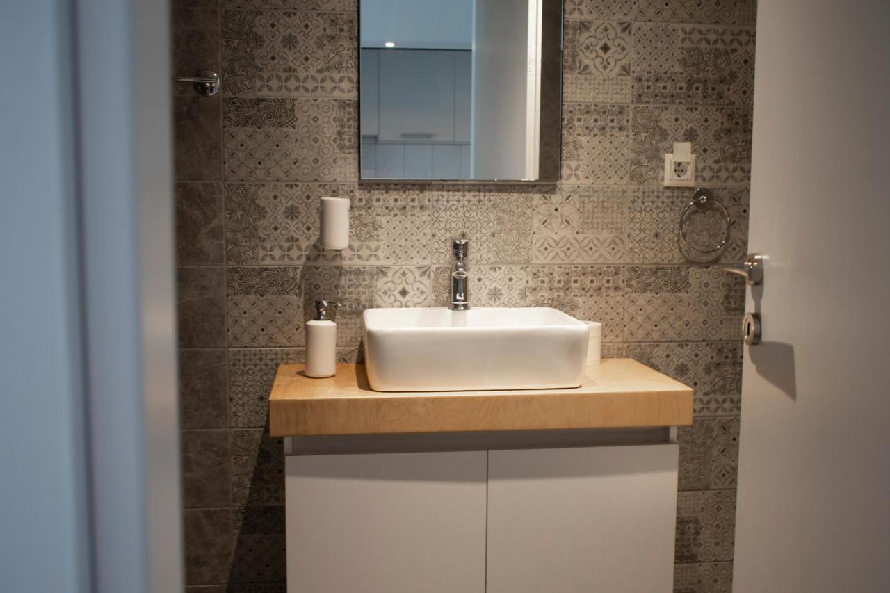 Filippos: Luxury 2br In Ladadika Center