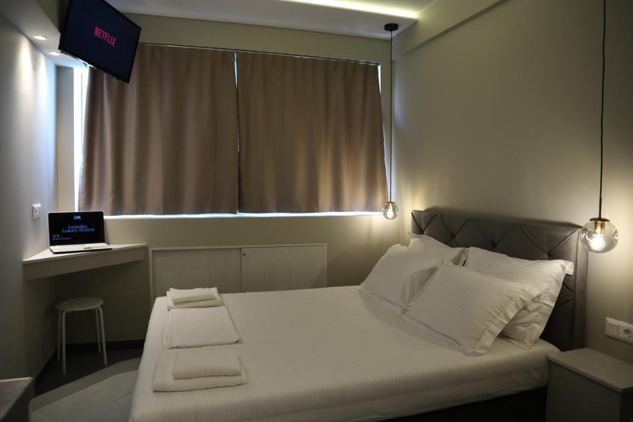 Ladadika Luxury *