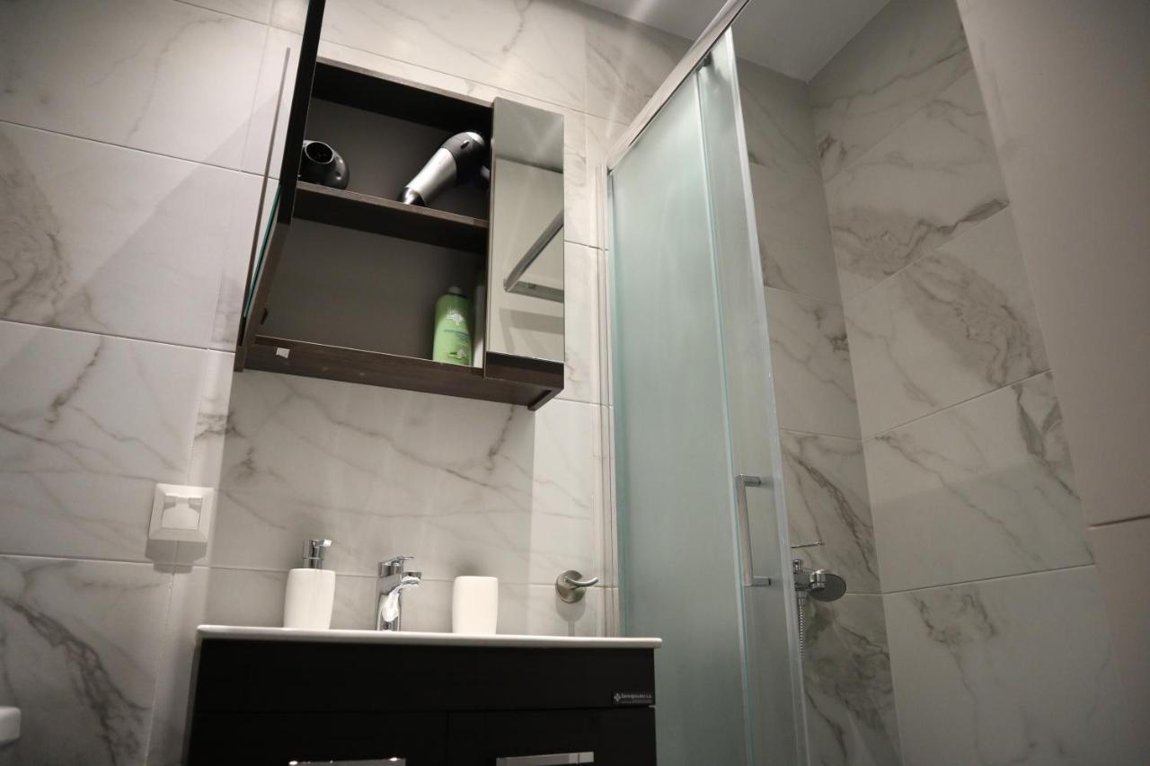 Ladadika Luxury Apartamento *