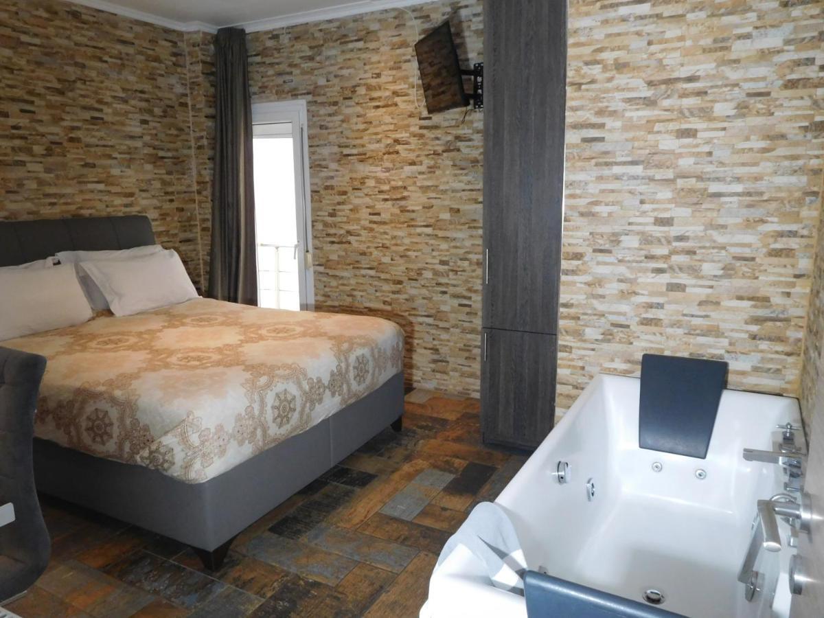 Luxury Living And Apartamento Tessalónica