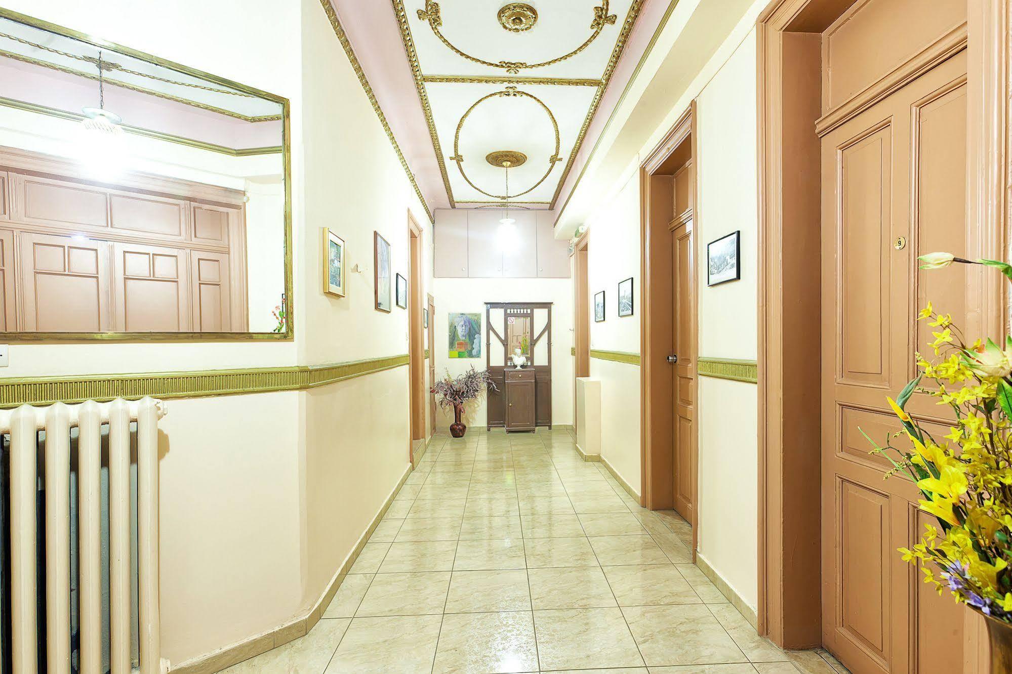 Nea Metropolis 3*