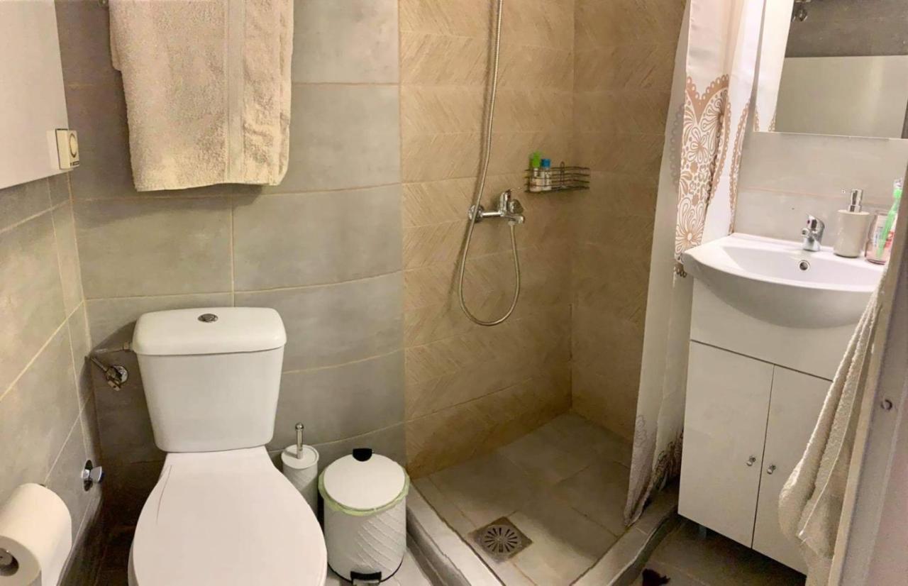 Apartment Center Deluxe *