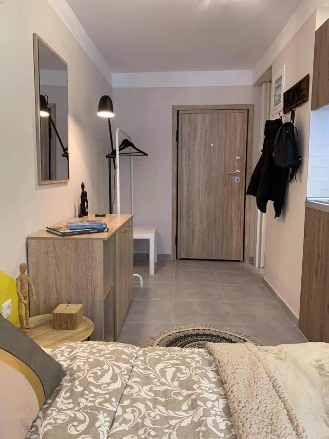 Apartment Center Deluxe *