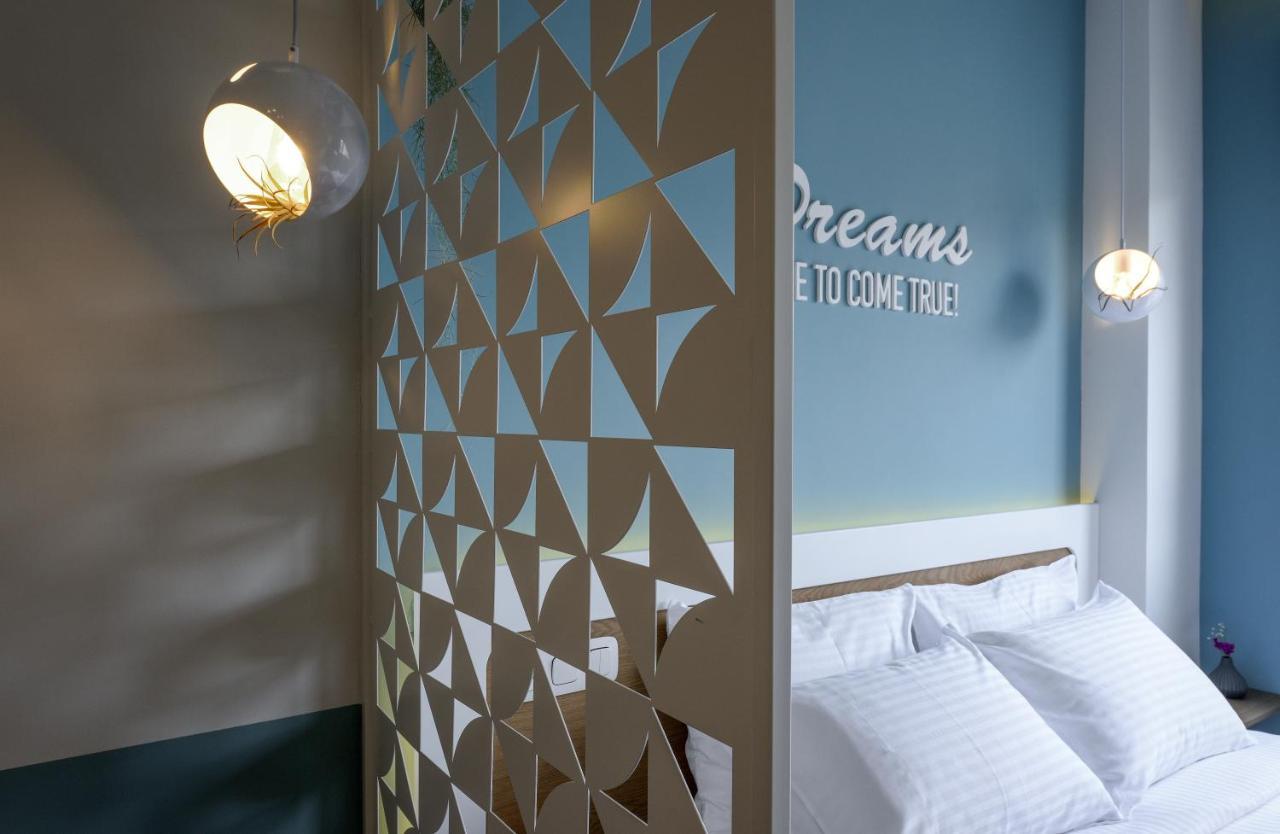 τhe Half Root In The Heart Of Center Apartment Thessaloniki