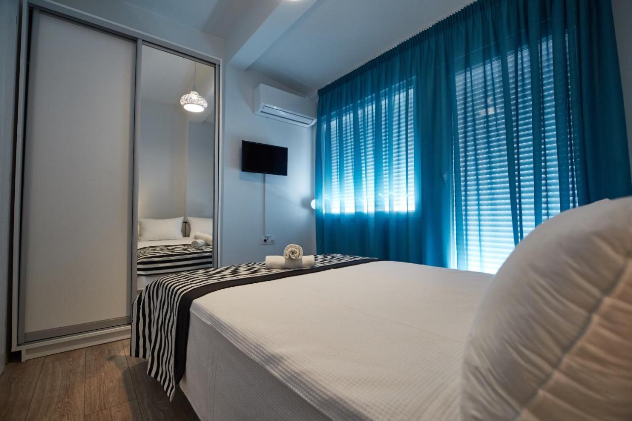 Spacious And Cozy In Apartment *