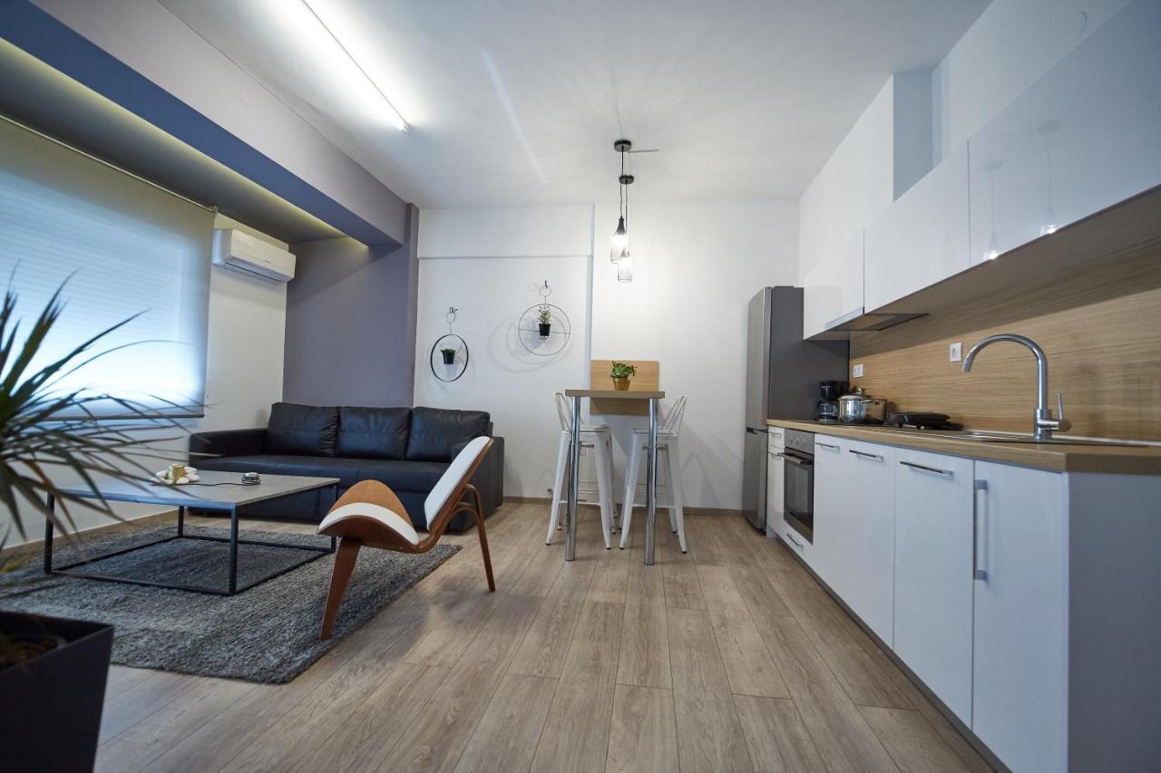 Spacious And Cozy In Apartment