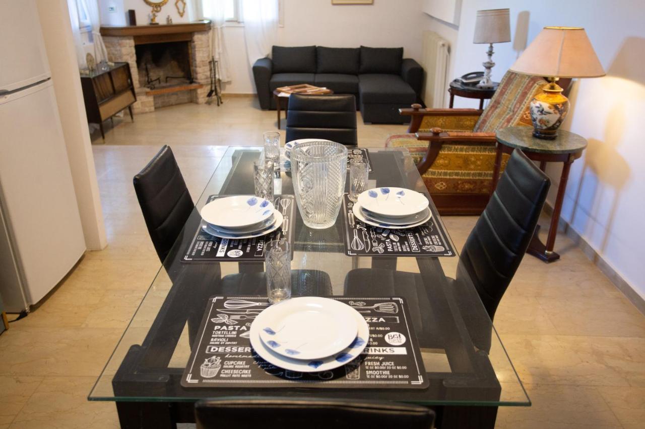 Traditional With Garden, Also For Gatherings ,15 Minutes From Airport Thessaloniki