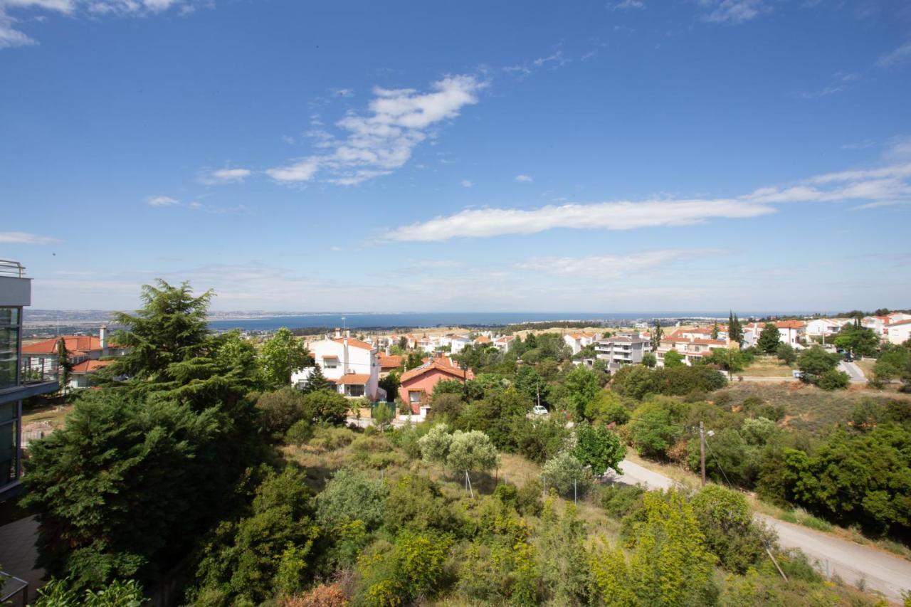 τraditional Fully Detached On A Luxurious Hillock Of With Its Own Garden Also For Family & Wedding Gatherings For 10 To 25 People Only 15 Minutes From Airport *